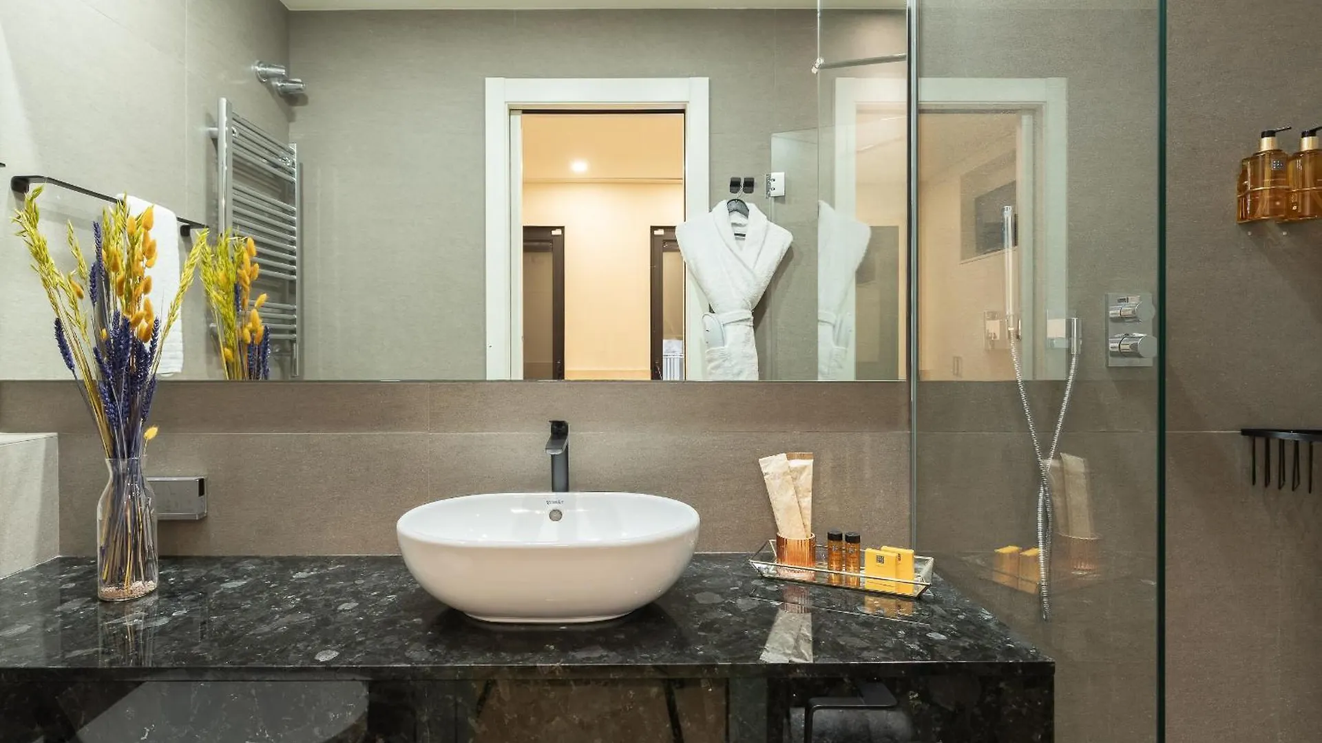 ברצלונה Cosmo Apartments Rambla Catalunya ספרד