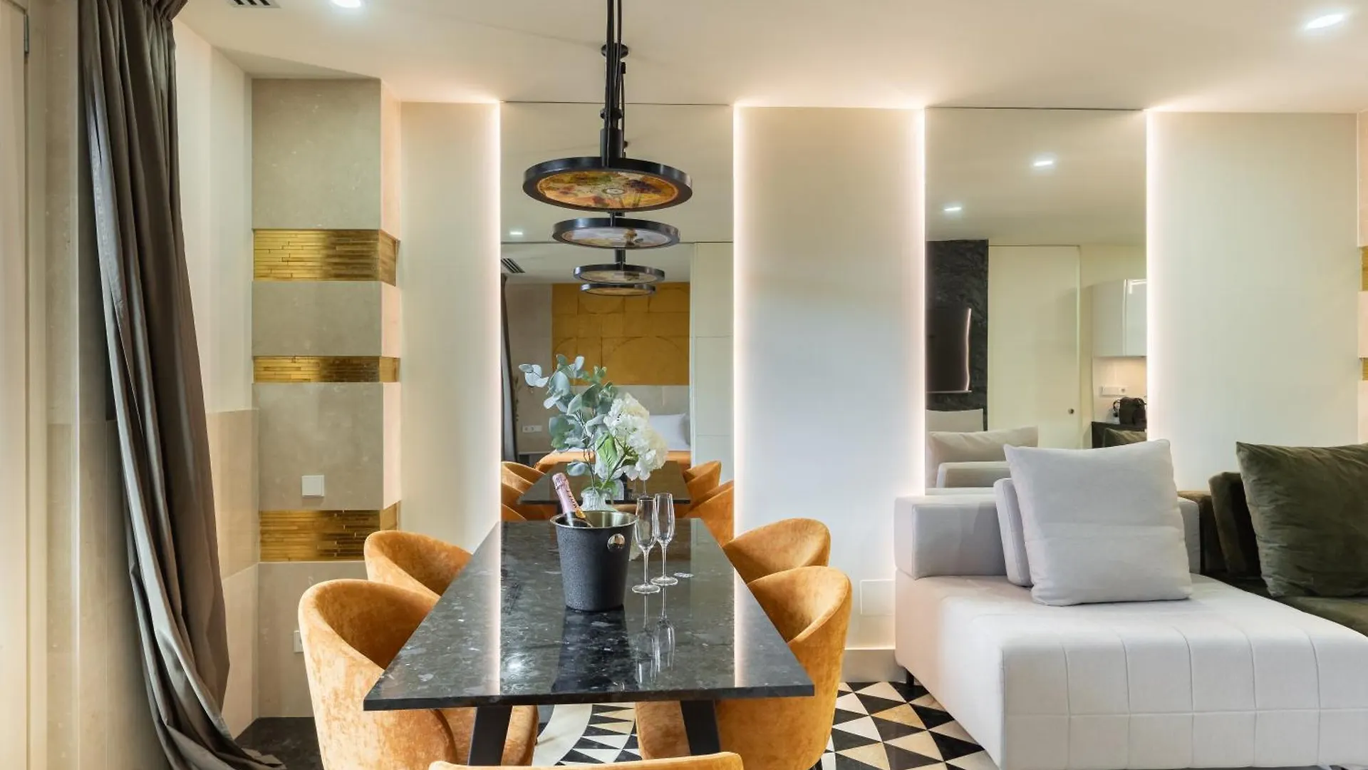 Cosmo Apartments Rambla Catalunya Barcellona Spagna